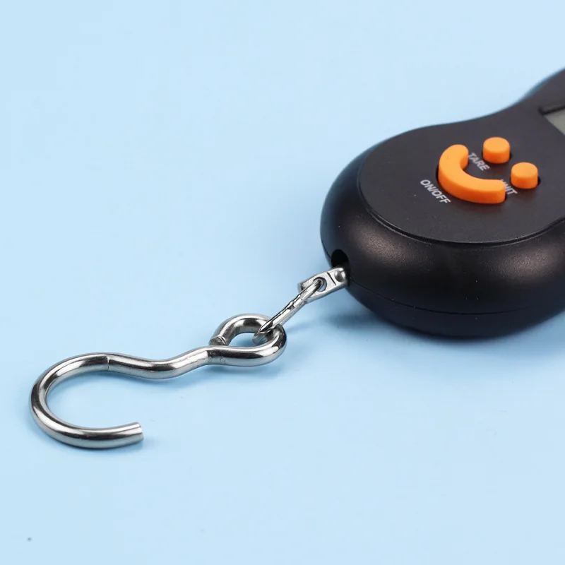 Sbb82e3349548422192914bf983eeb877q.webp 50kg Digital Hanging Luggage Scale – LCD Portable Travel Scale